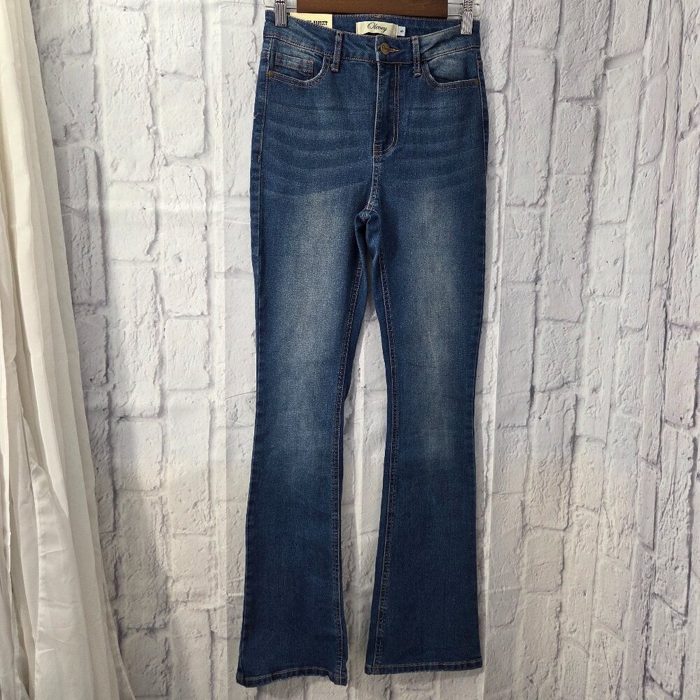 Original Olevey Size 5 Medium Wash Denim Blue Low Rise Bootcut Jeans Juniors NWT